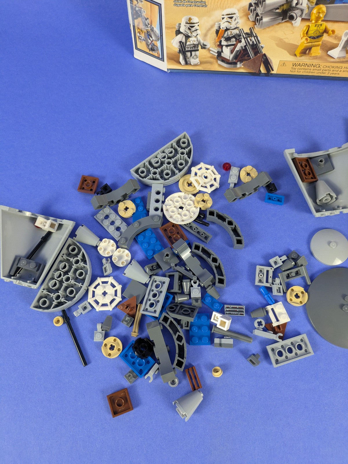 Lego Star Wars: Episode 4-6: Droid Escape Set 9490 Complete Set