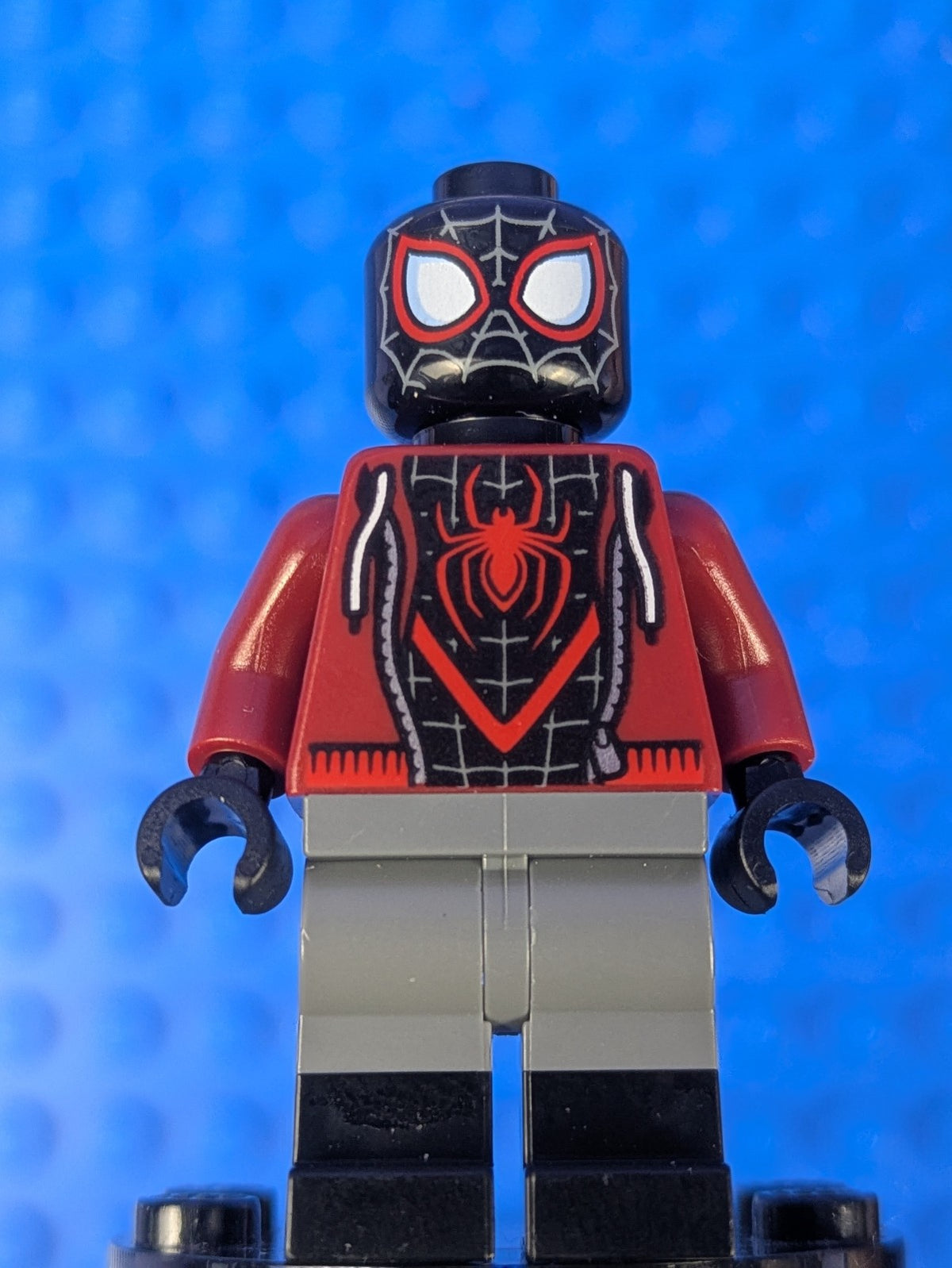 Lego Super Heroes: Spider-Man (Miles Morales) - Dark Red Hood sh0679 Set 76178