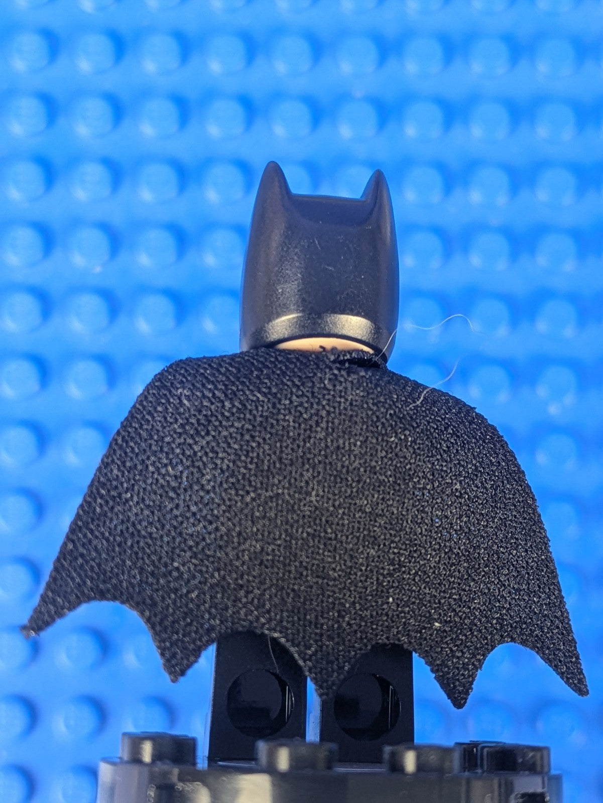 Lego Super Heroes: Batman II: Batman - Black Suit sh0016b Set 77903