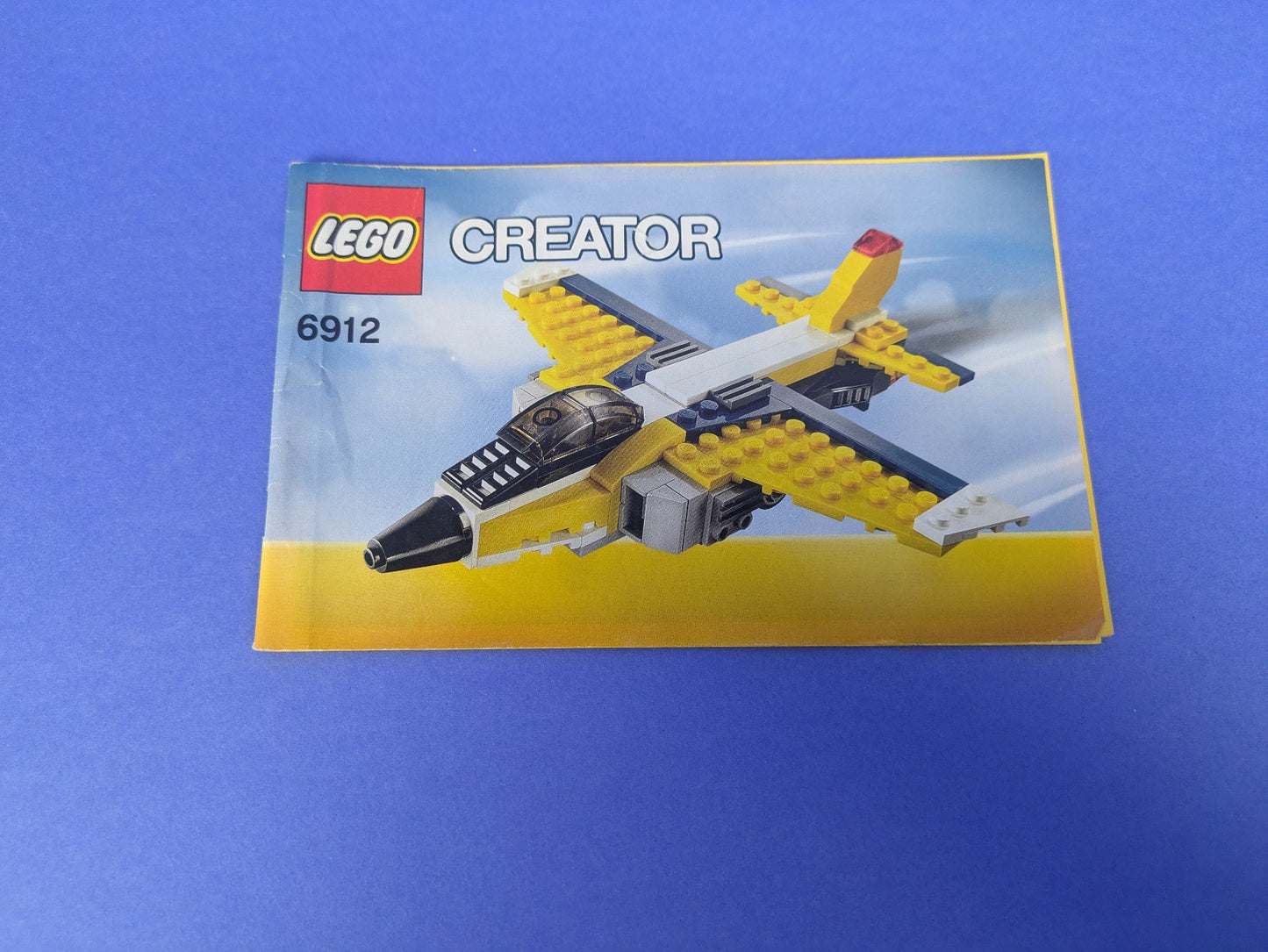 Lego Creator: Model: Airport: Super Soarer Set 6912 - w/ Instructions