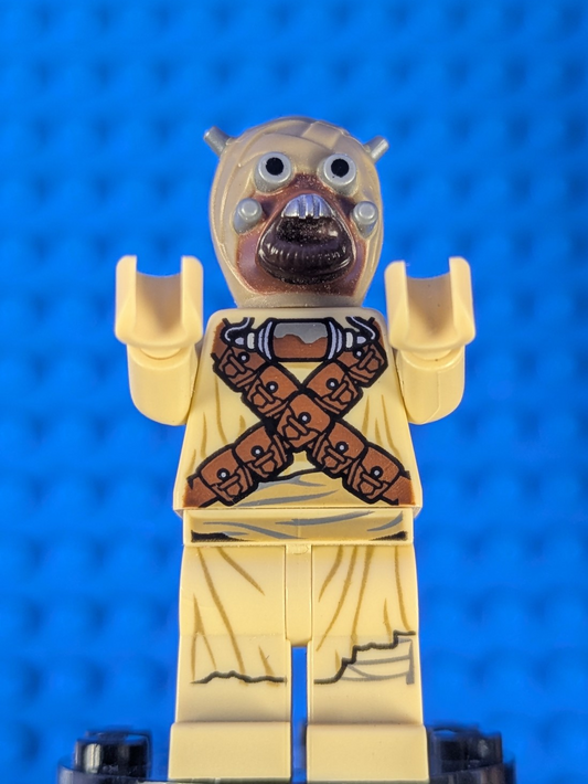 Lego Star Wars: Tusken Raider - Dark Tan Head with Spikes sw0620 Set 75081