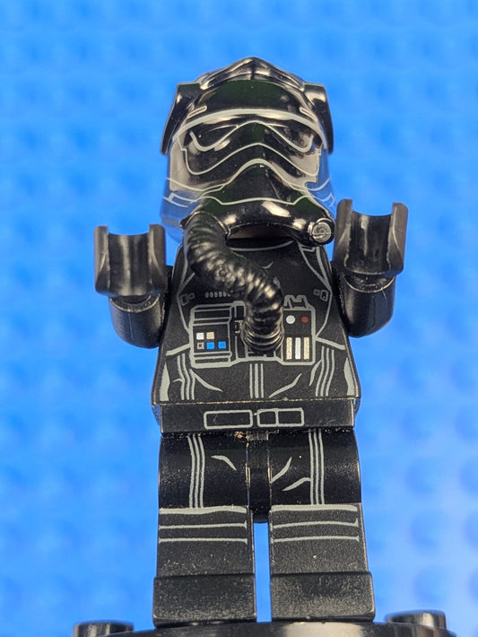 Lego Star Wars: First Order TIE Pilot, Three White Lines sw0902 Set 75194