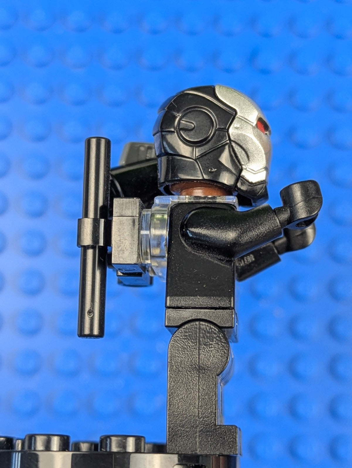 Lego Super Heroes: War Machine - with Shooter sh0258 Set 76051