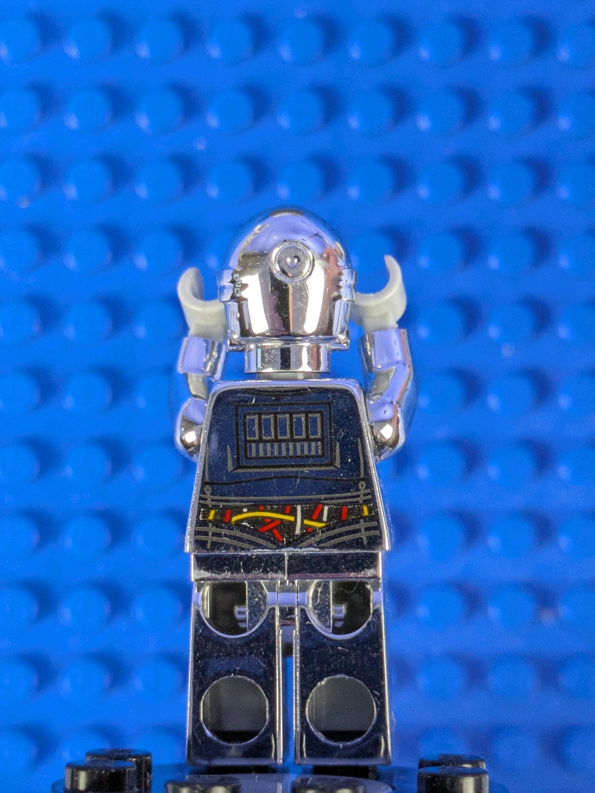 Lego Star Wars: TC-14 Protocol Droid - Chrome Silver sw0385 Set 5000063