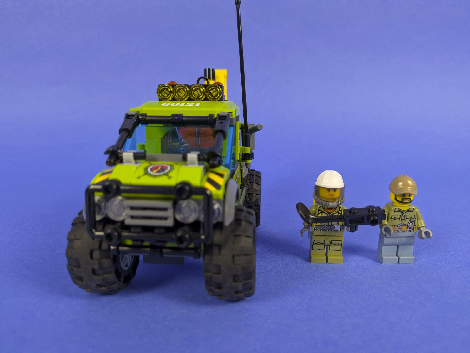 Lego Town: City: Volcano Explorers: Volcano Exploration Truck 60121