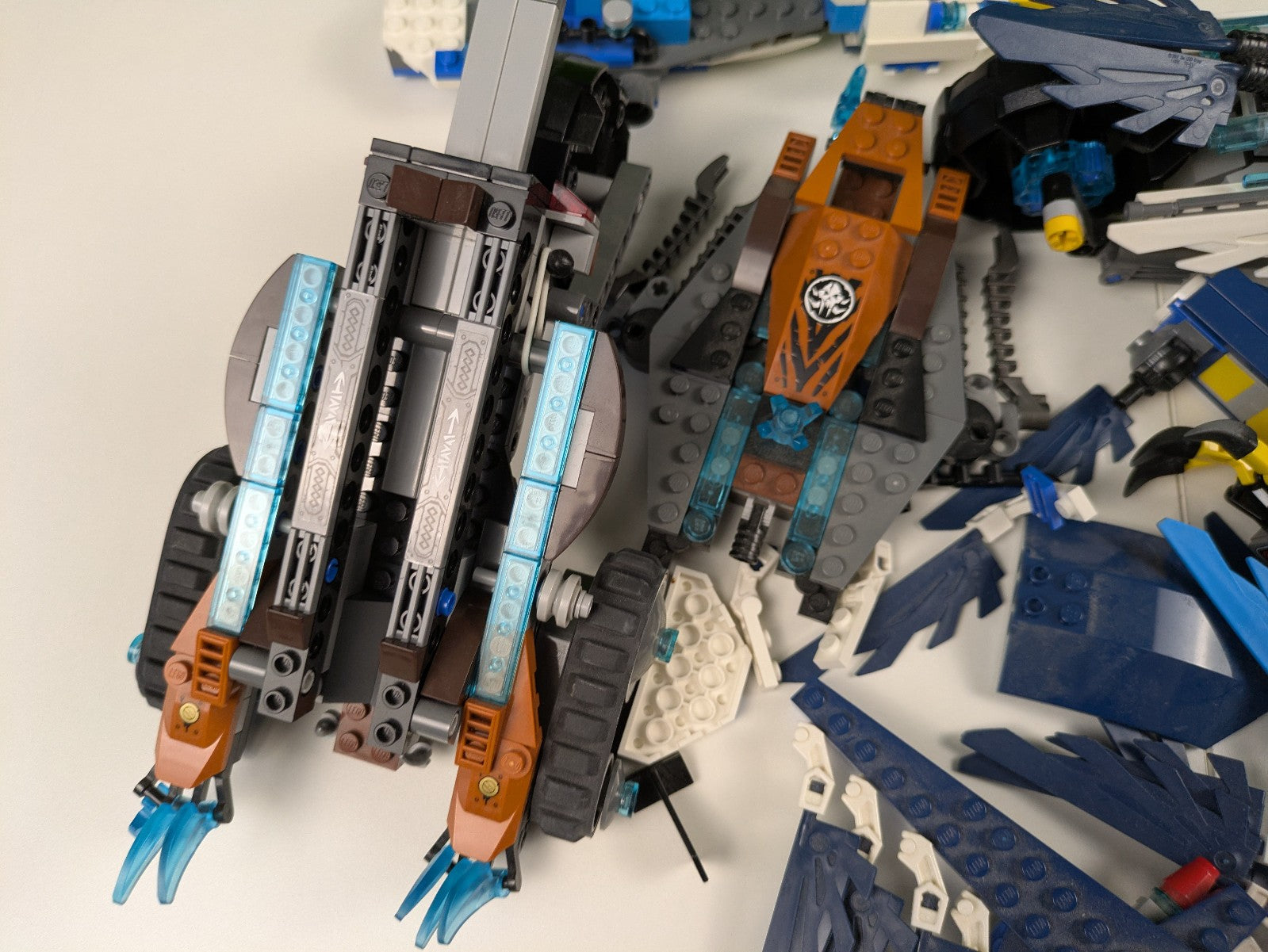 Lego LEGENDS OF CHIMA: Bike, Eagle, Fire Temple Triple Set 70146, 70003, & 70007
