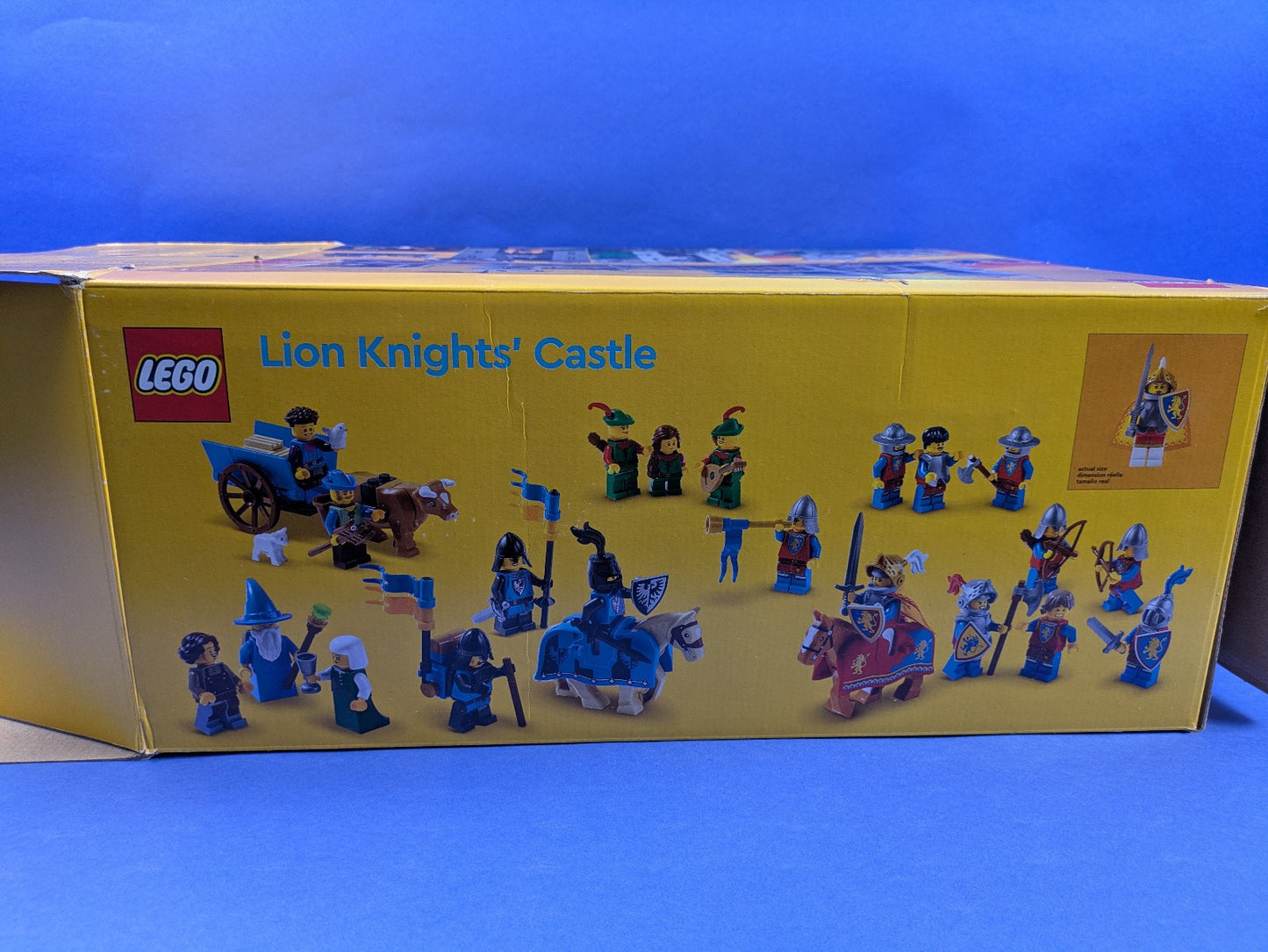 LEGO Castle Lion Knights' Castle 10305 Complete w/ Extra Minifigures Pre-Owned