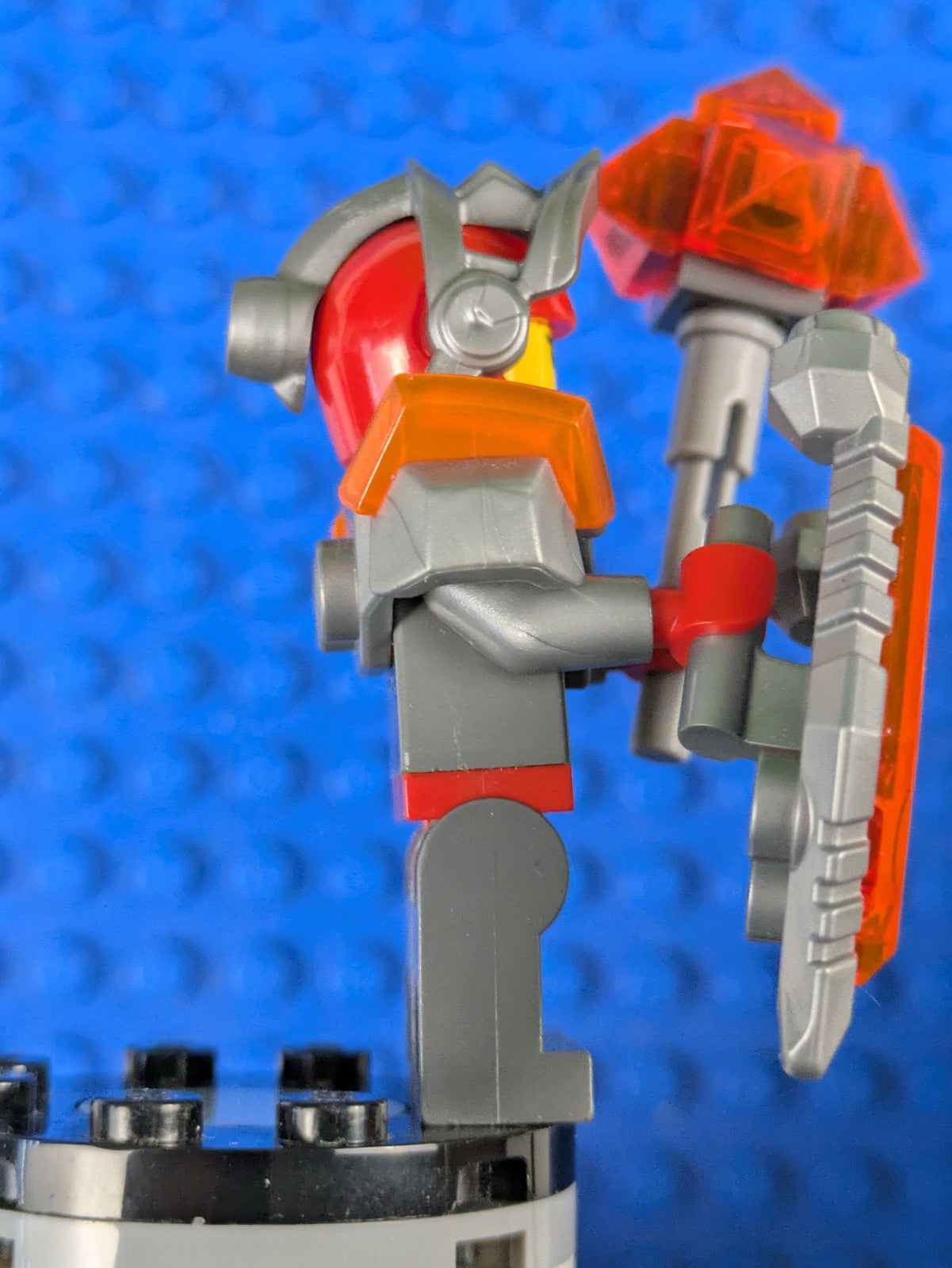Lego NEXO KNIGHTS: Macy Halbert - Flat Silver Visor nex016 Set 70323