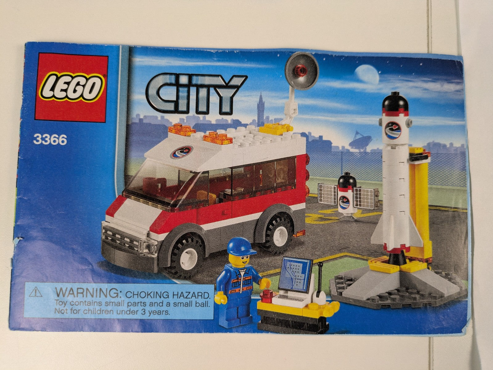 Lego Town: City: Satellite Launch Pad Set 3366 - Incomplete Set