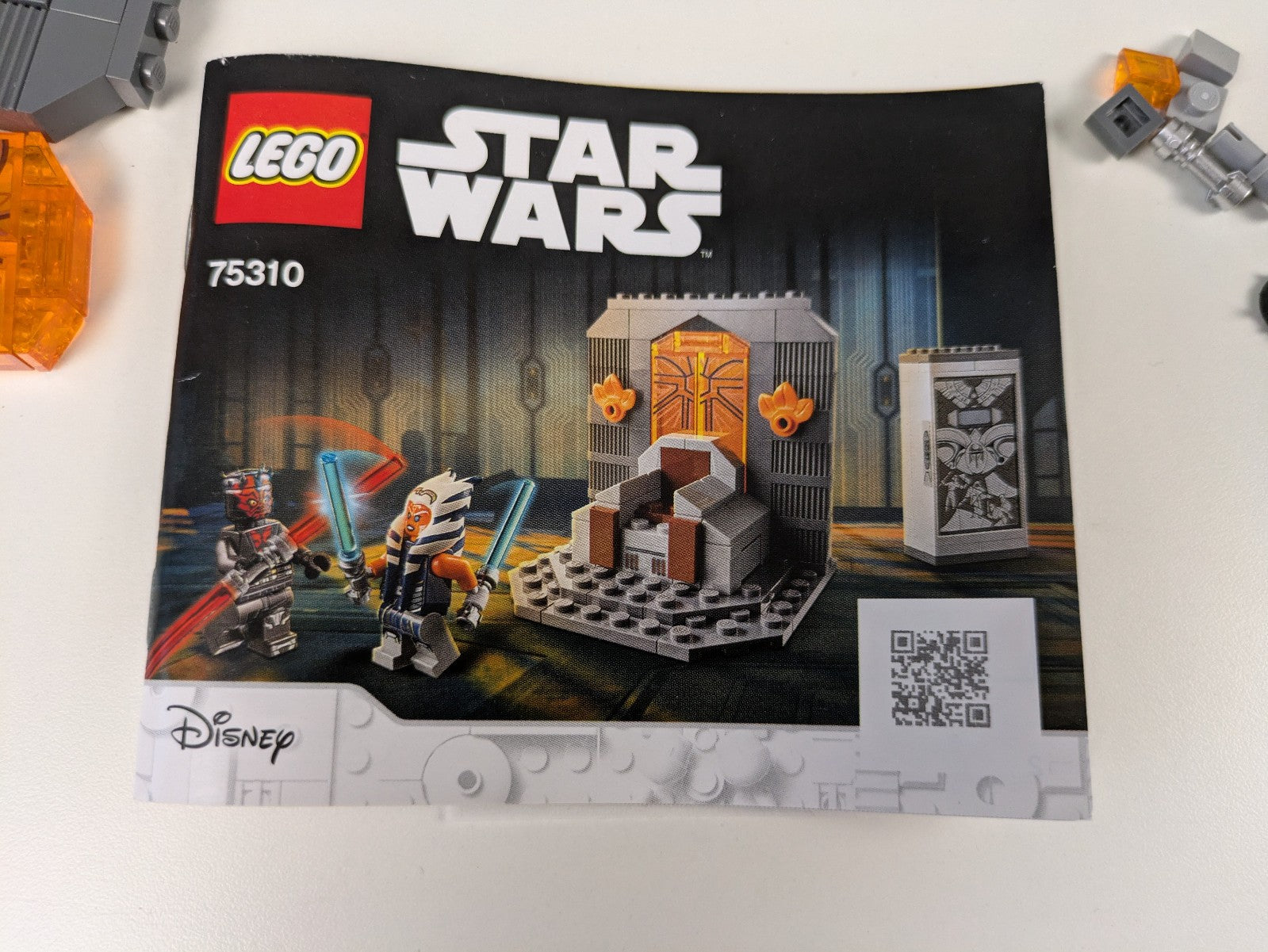 Lego Star Wars: The Clone Wars: Duel on Mandalore Set 75310 - Complete Set