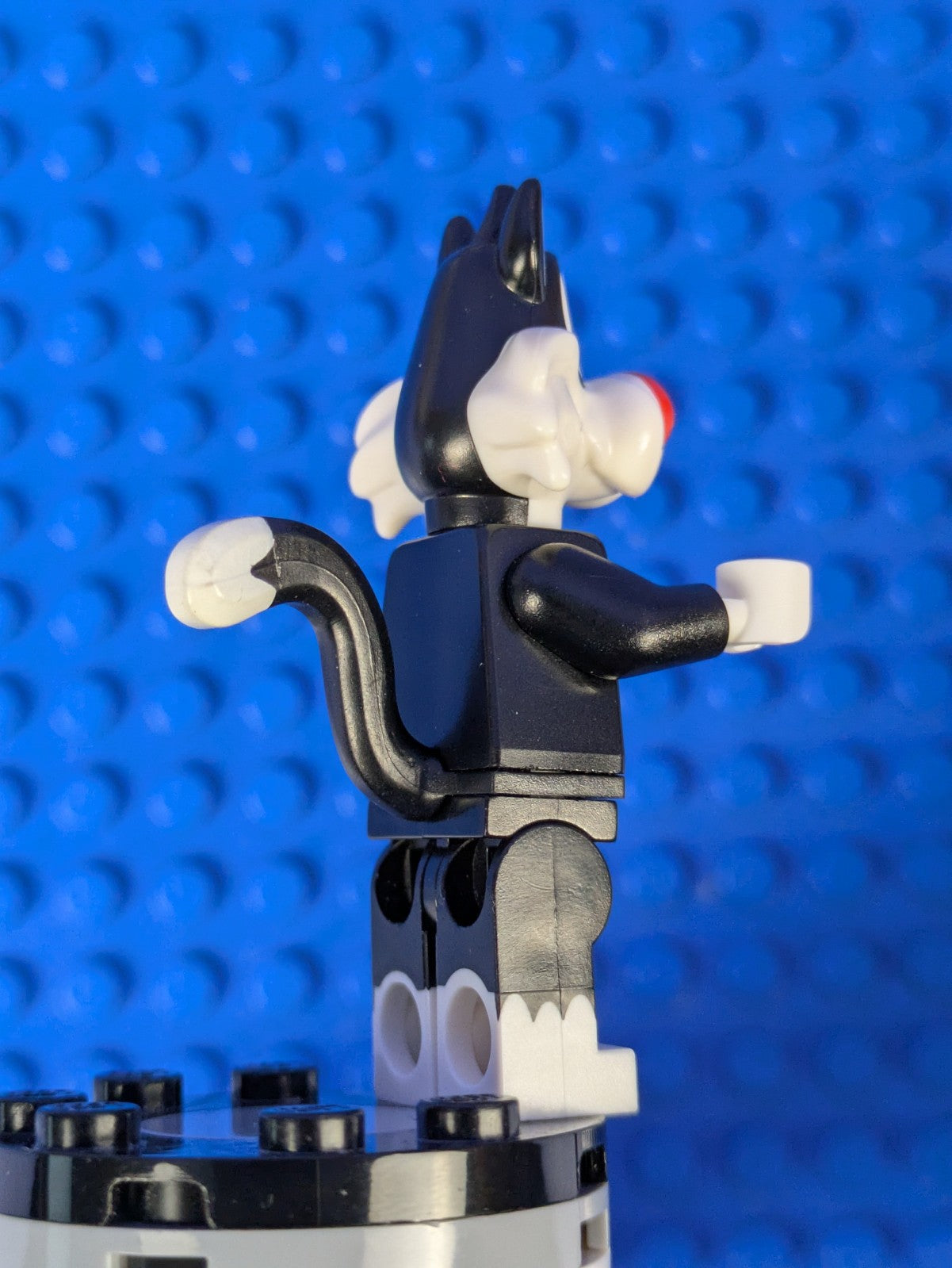 Lego Collectible Minifigures: Looney Tunes: Sylvester collt06 Set 71030