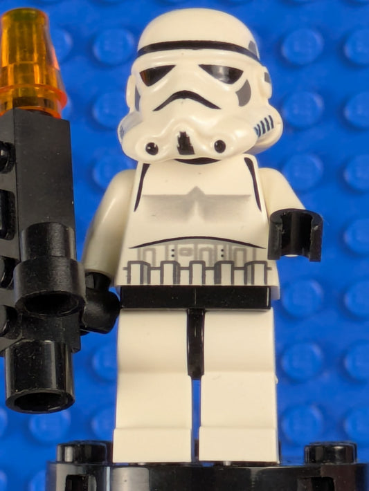 Lego Star Wars: Episode IV-VI: Imperial Stormtrooper w/ Blaster sw0036a Set 6211