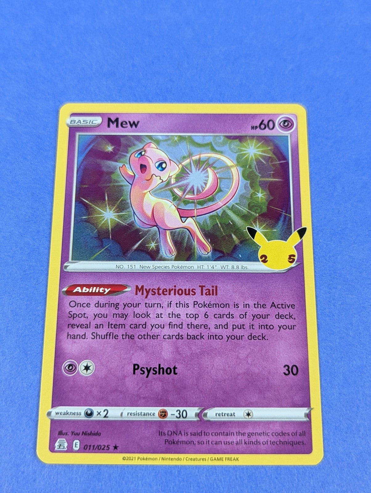Mew - 011/025 - Holo Rare Celebrations - Pokemon Card - LP