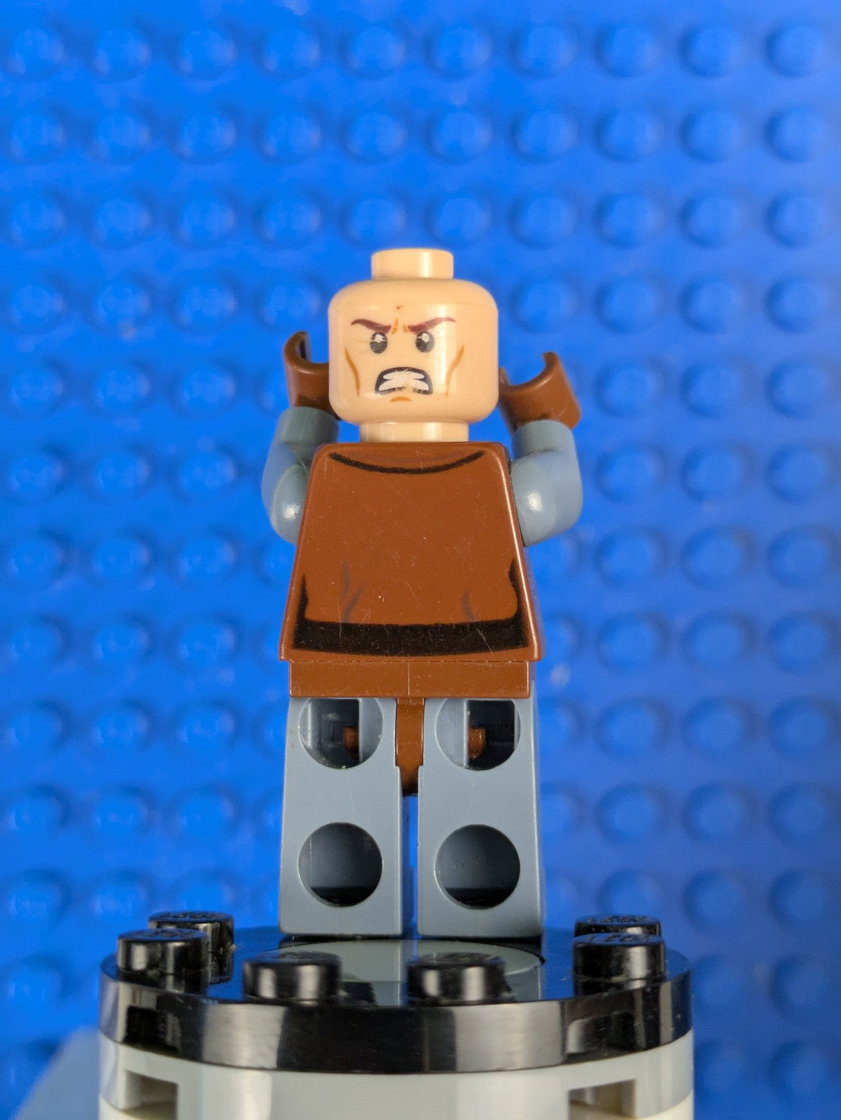 Lego Star Wars: Naboo Security Officer - Light Nougat Head sw0638 Set 75091