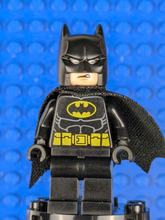 Lego Super Heroes: Batman- Black Suit, Black Mask bat002 Set 7785 7783 7781
