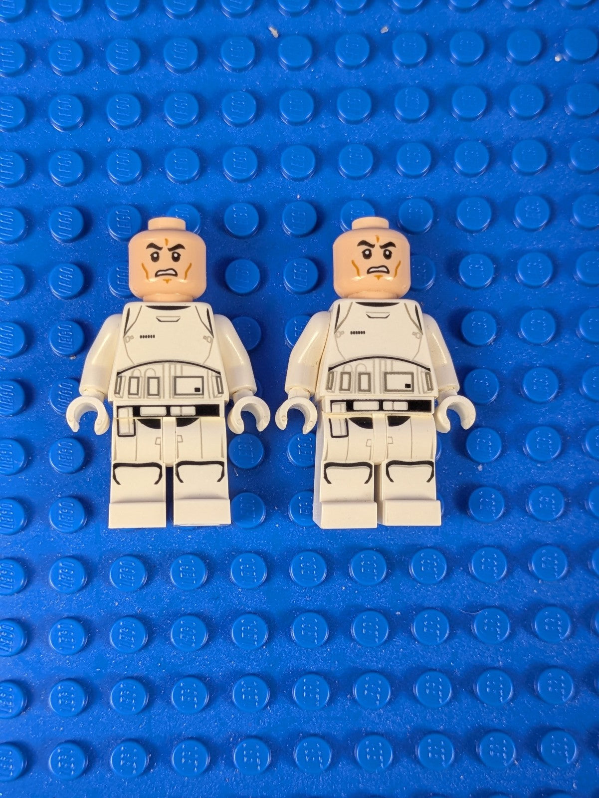Lego Star Wars: First Order Stormtrooper - Rounded Mouth sw0667 Set 75103