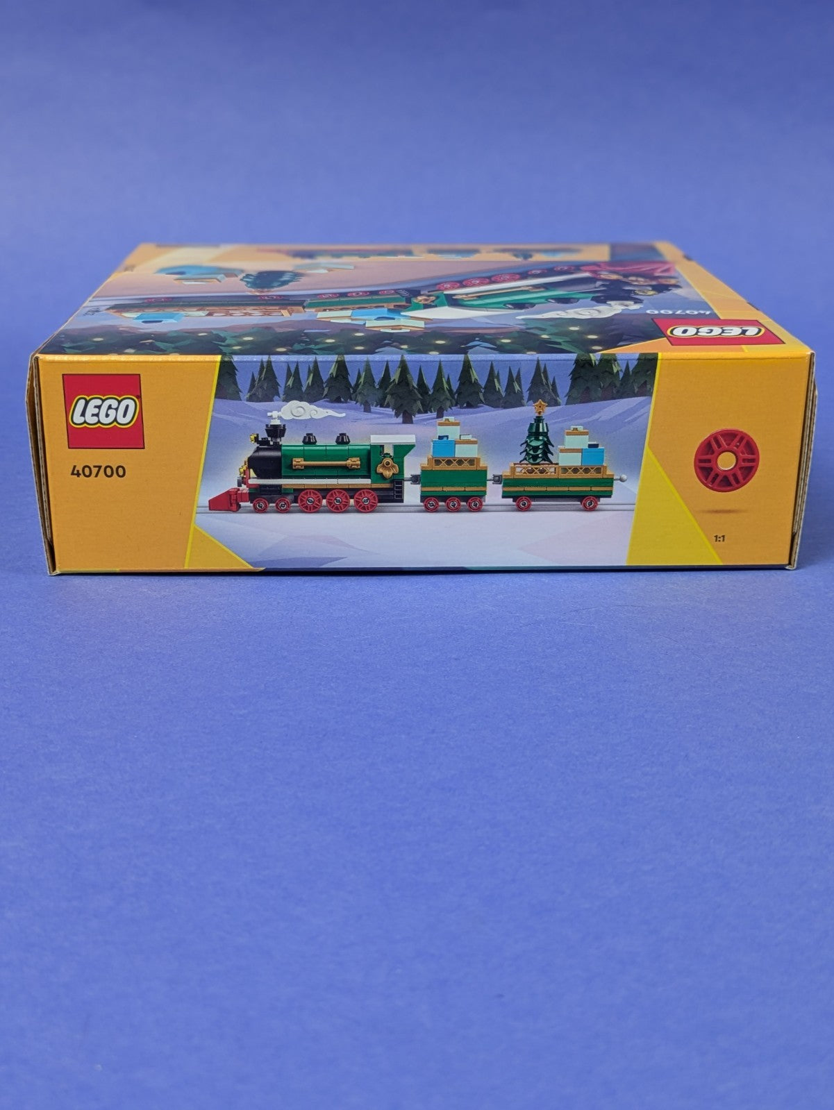 LEGO Creator Winter Holiday Train 40700