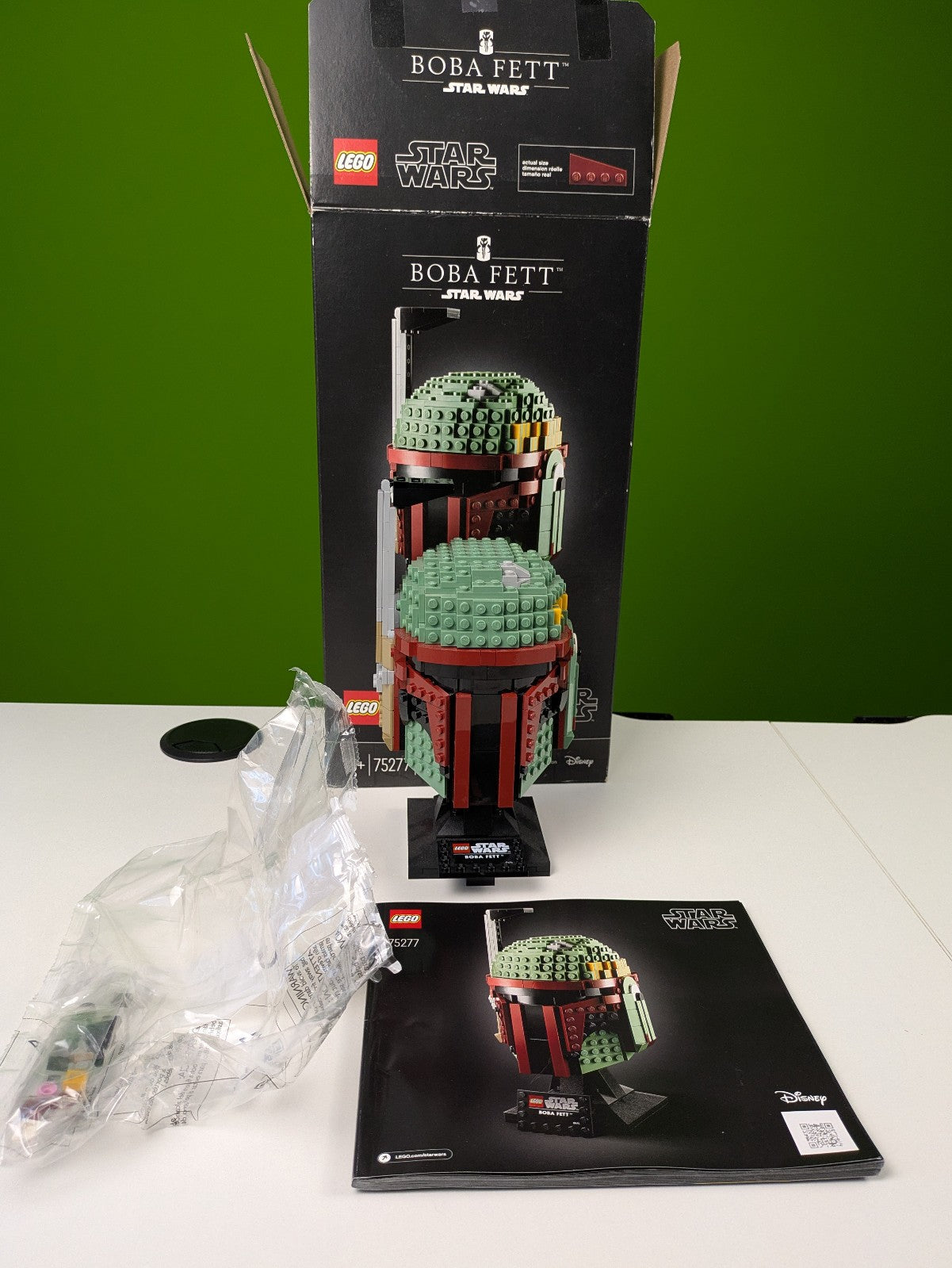 Lego Star Wars: Helmet Collection: Boba Fett Helmet Set 75277 - Complete Set