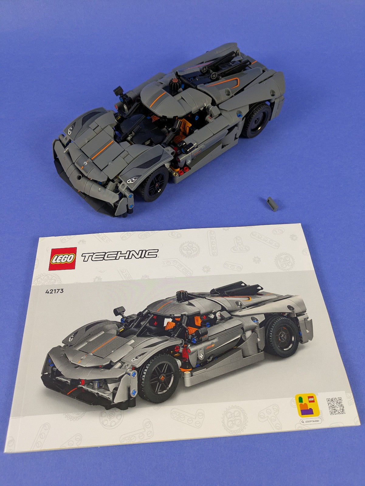 Lego Technic: Model: Koenigsegg Jesko Absolut Gray Hypercar Set 42173 Complete