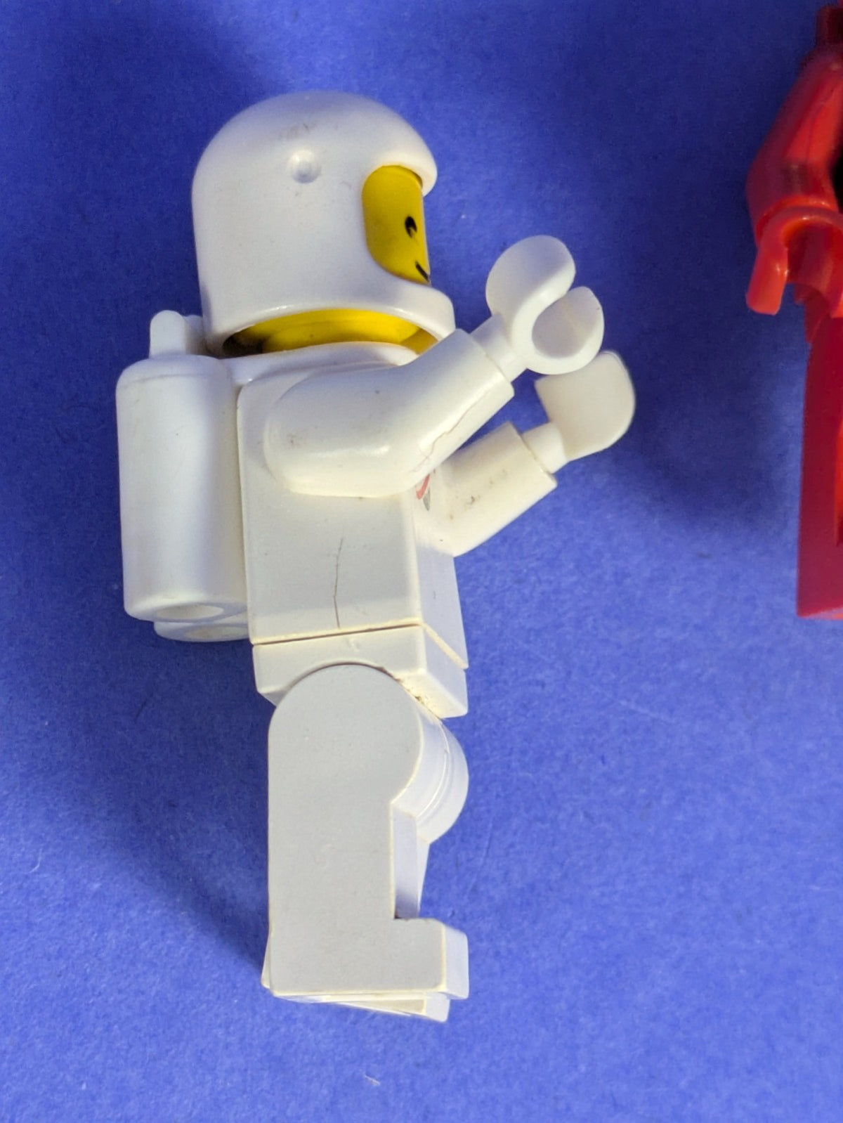 Lego Space: Classic Space: Beta-1 Command Base 6970 & Mobile Rocket Launcher 897