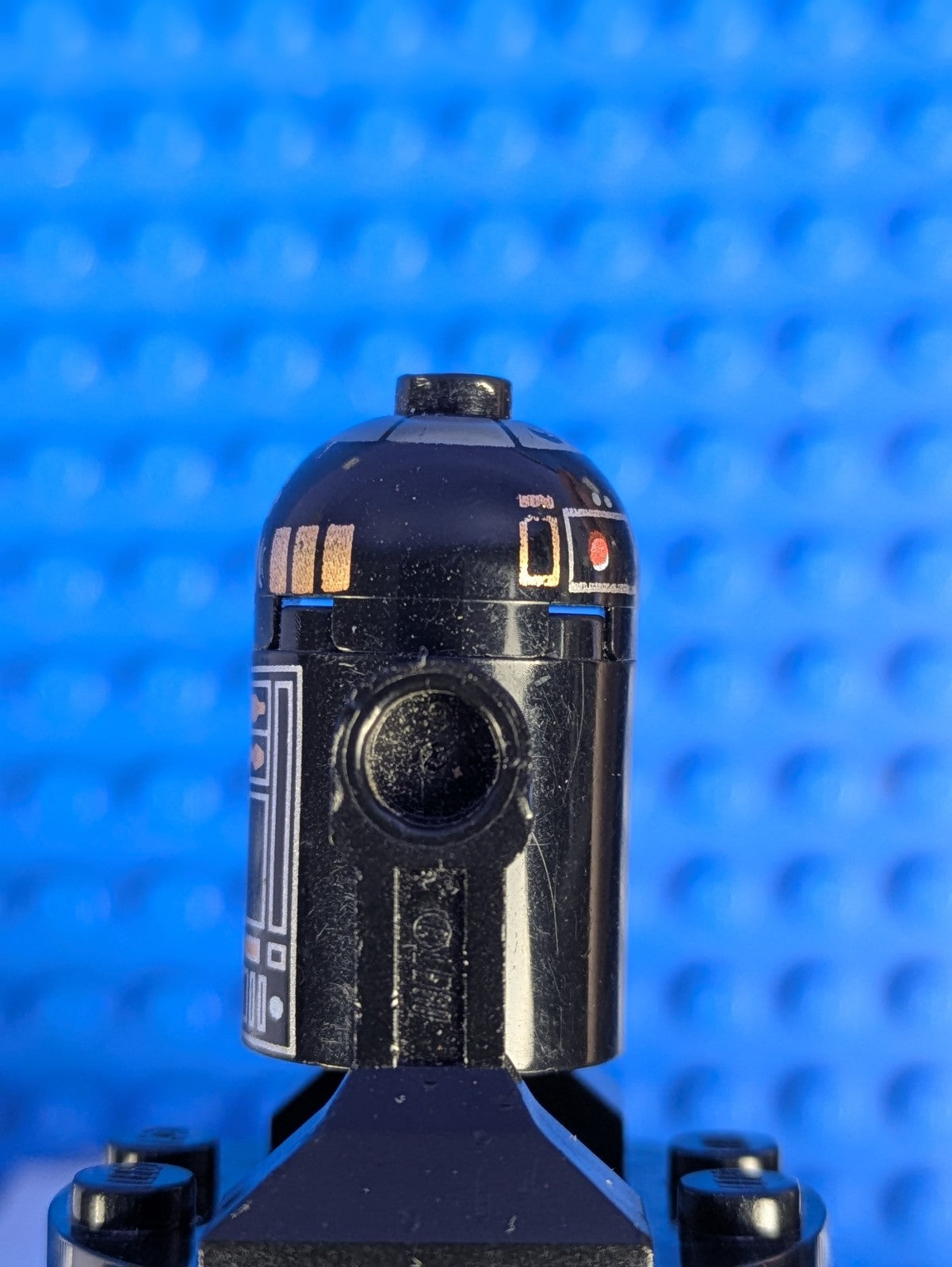 Lego Star Wars: R2-Q5 - Astromech Droid sw0213 Sets 6211, 7958