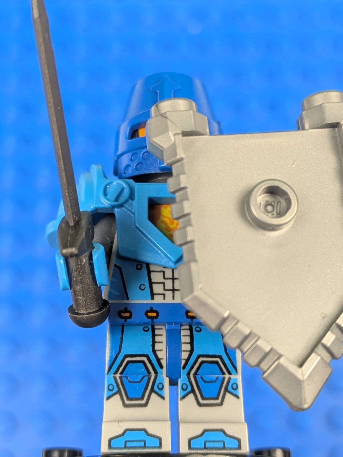 Lego NEXO KNIGHTS: Royal Soldier / King's Guard nex039 Set 853515