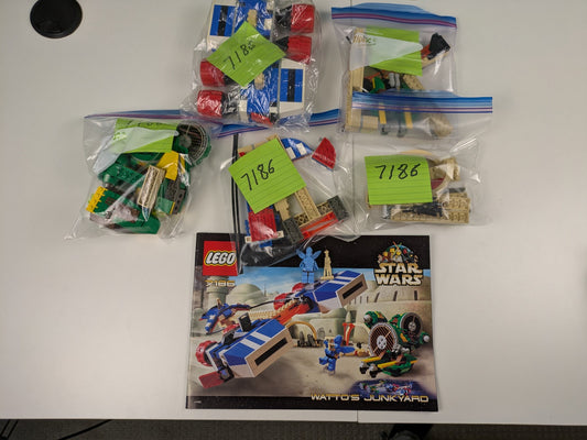 Lego Star Wars: Episode 1: Watto's Junkyard Set 7186 - w/ Instructions