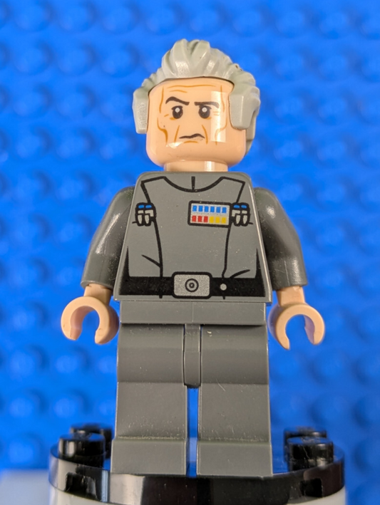 Lego Star Wars: Grand Moff Wilhuff Tarkin - Swept Back Hair sw0770 Set 75159