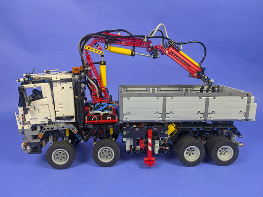 Lego Technic: Mercedes-Benz Arocs 3245 42043 - Complete w/ Instructions