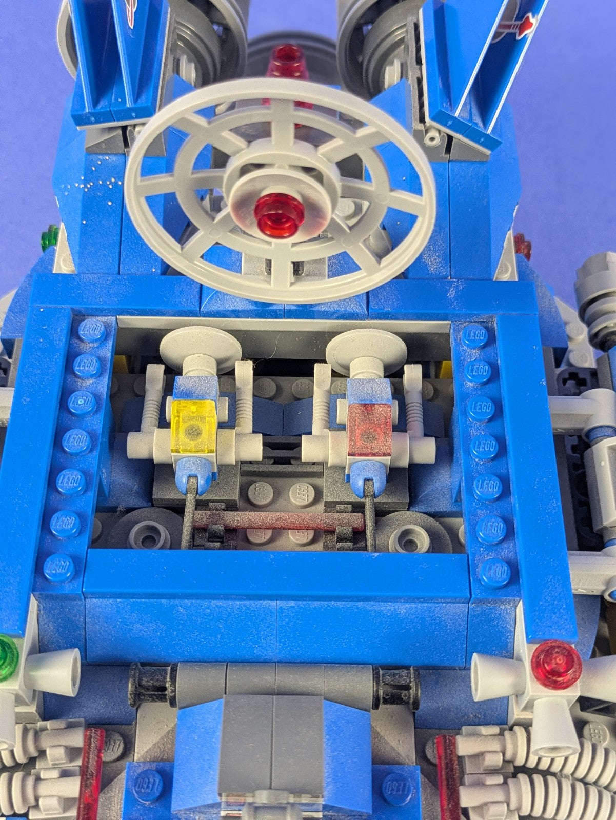 LEGO The LEGO Movie Benny's Spaceship, Spaceship, SPACESHIP! 70816 Pre-Owned