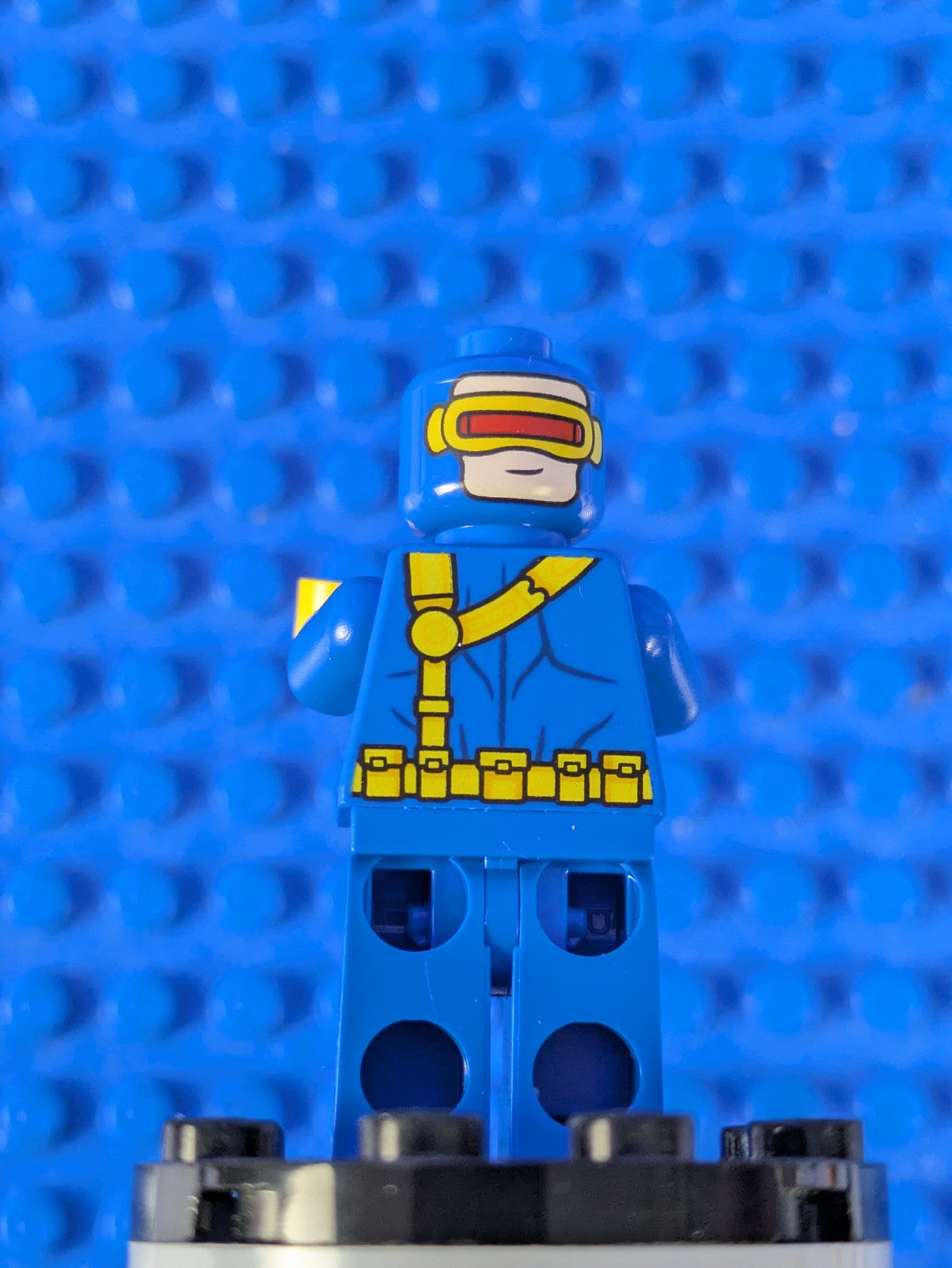 Lego Super Heroes: X-Men: Cyclops - Blue Outfit - Printed Legs sh0992 Set 76294