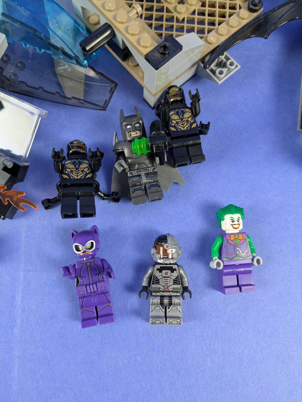 LEGO Super Heroes Random DC & Marvel Bundle Set with Random Minifigures!