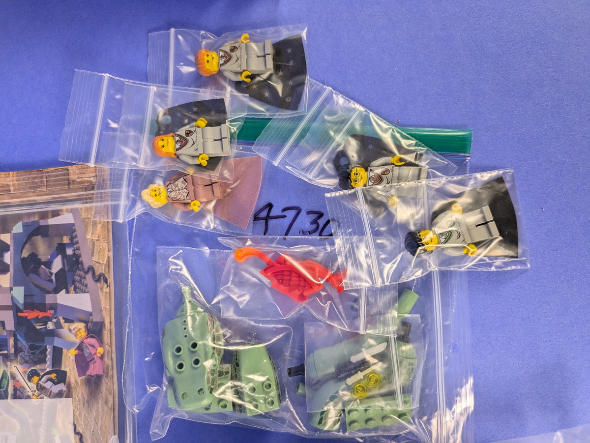 Lego Harry Potter: The Chamber of Secrets Set 4730 Complete Set