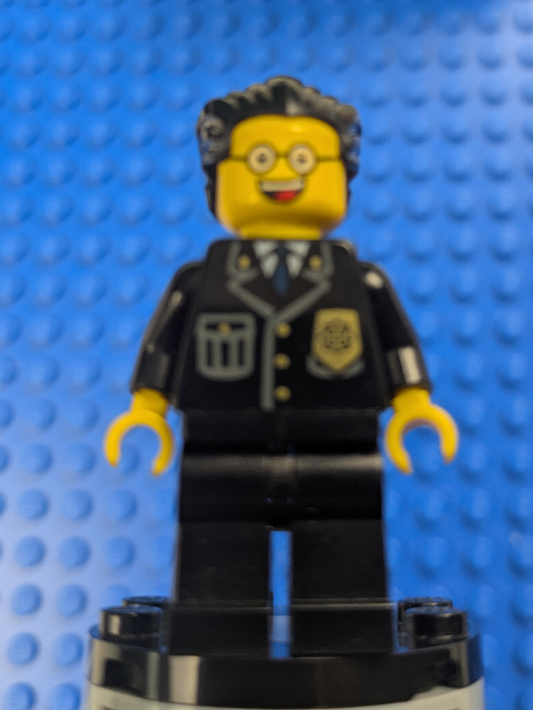 Lego Town: City: Police: Police - City Suit cty0101 Set 7744