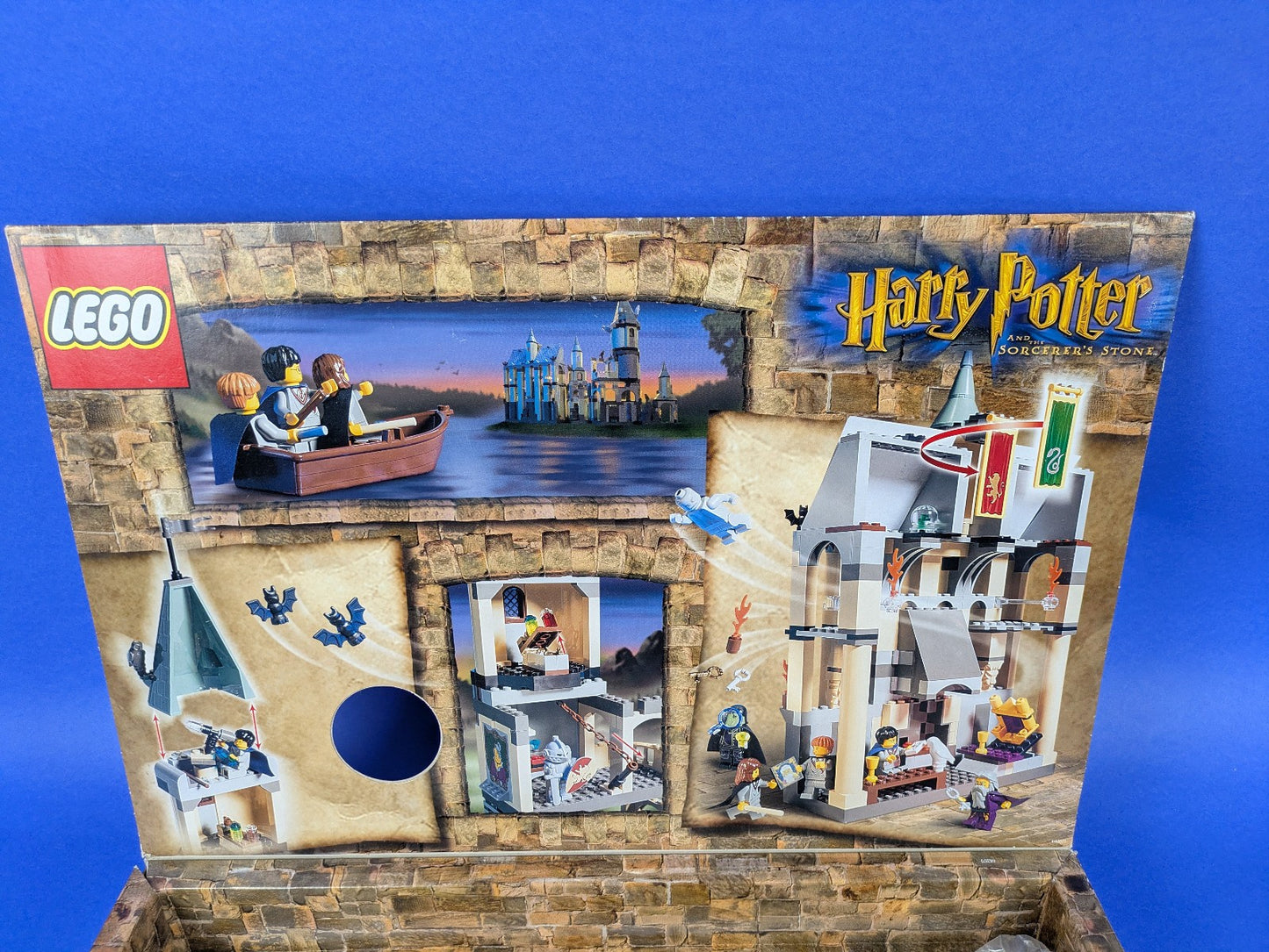 Lego Harry Potter: Hogwarts Castle - 1st Edition 4709 Complete Set
