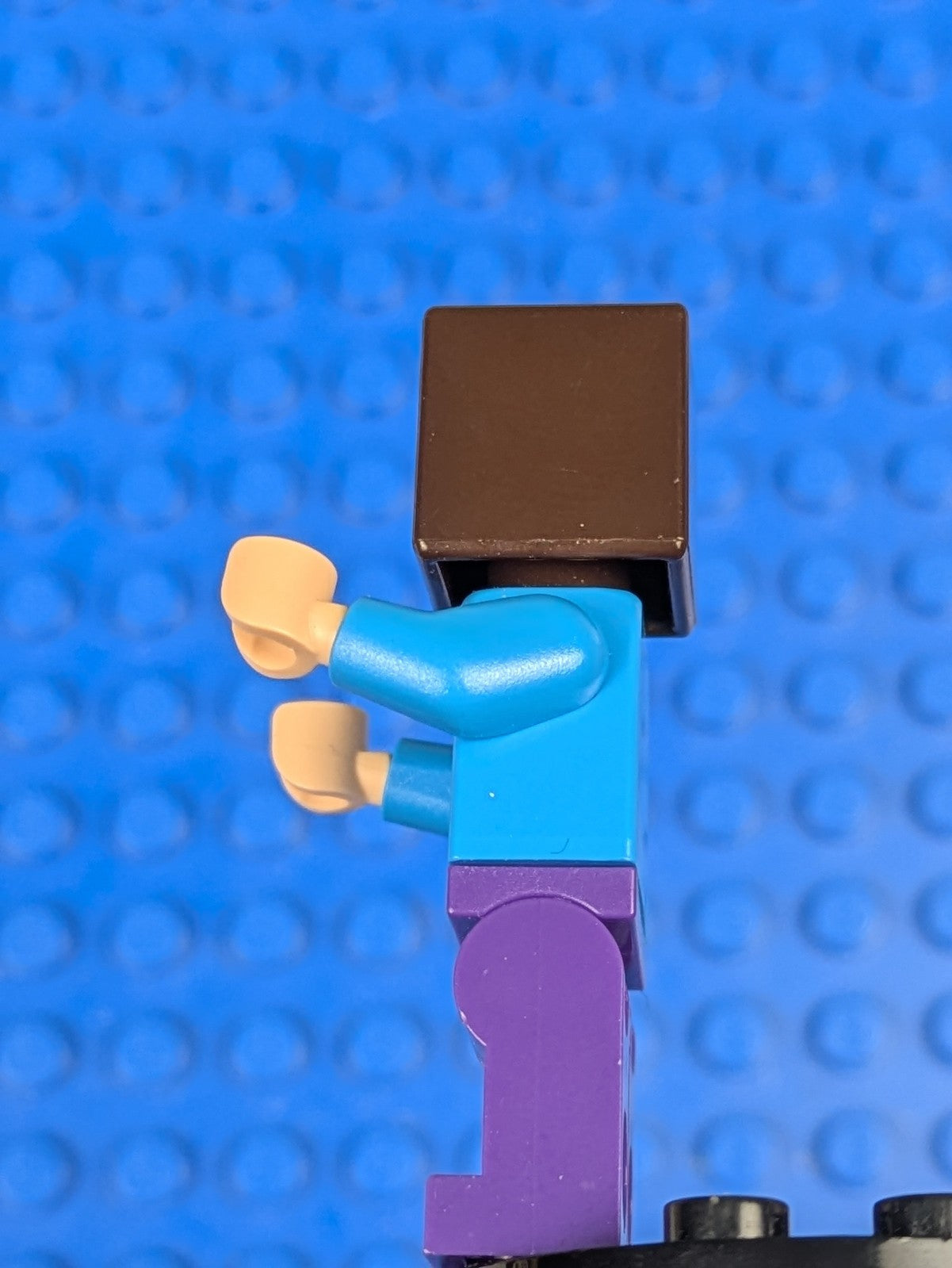 Lego Minecraft: Steve (Light Nougat) min009 Sets 21116 , 21249