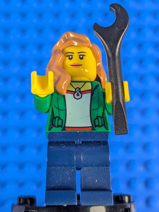 Lego Town: City: Green Female Jacket Open with Necklace cty0545 Set 60082