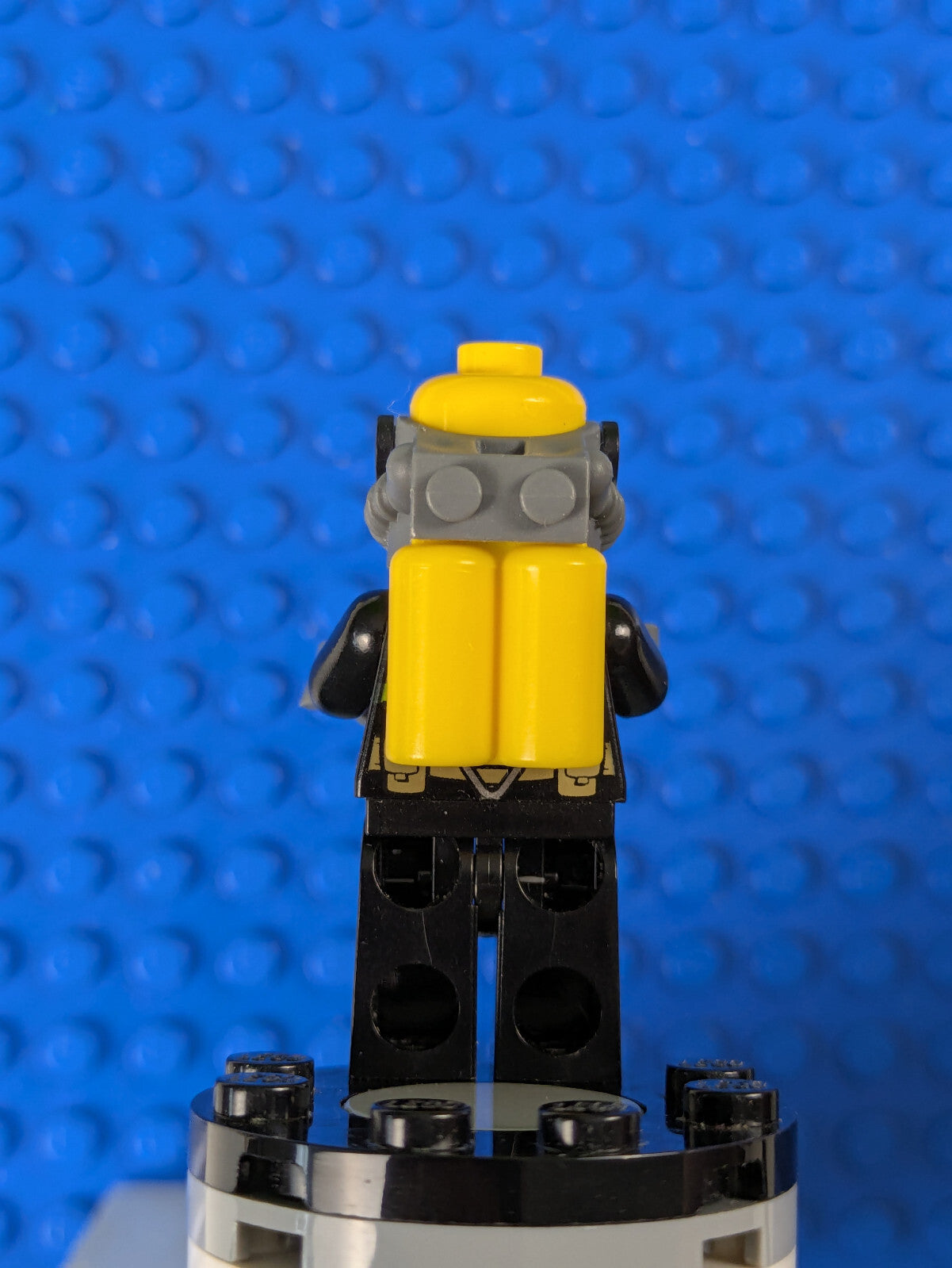 Lego Town: City: Fire - Reflective Stripes with Utility Belt cty0637 Set 60110