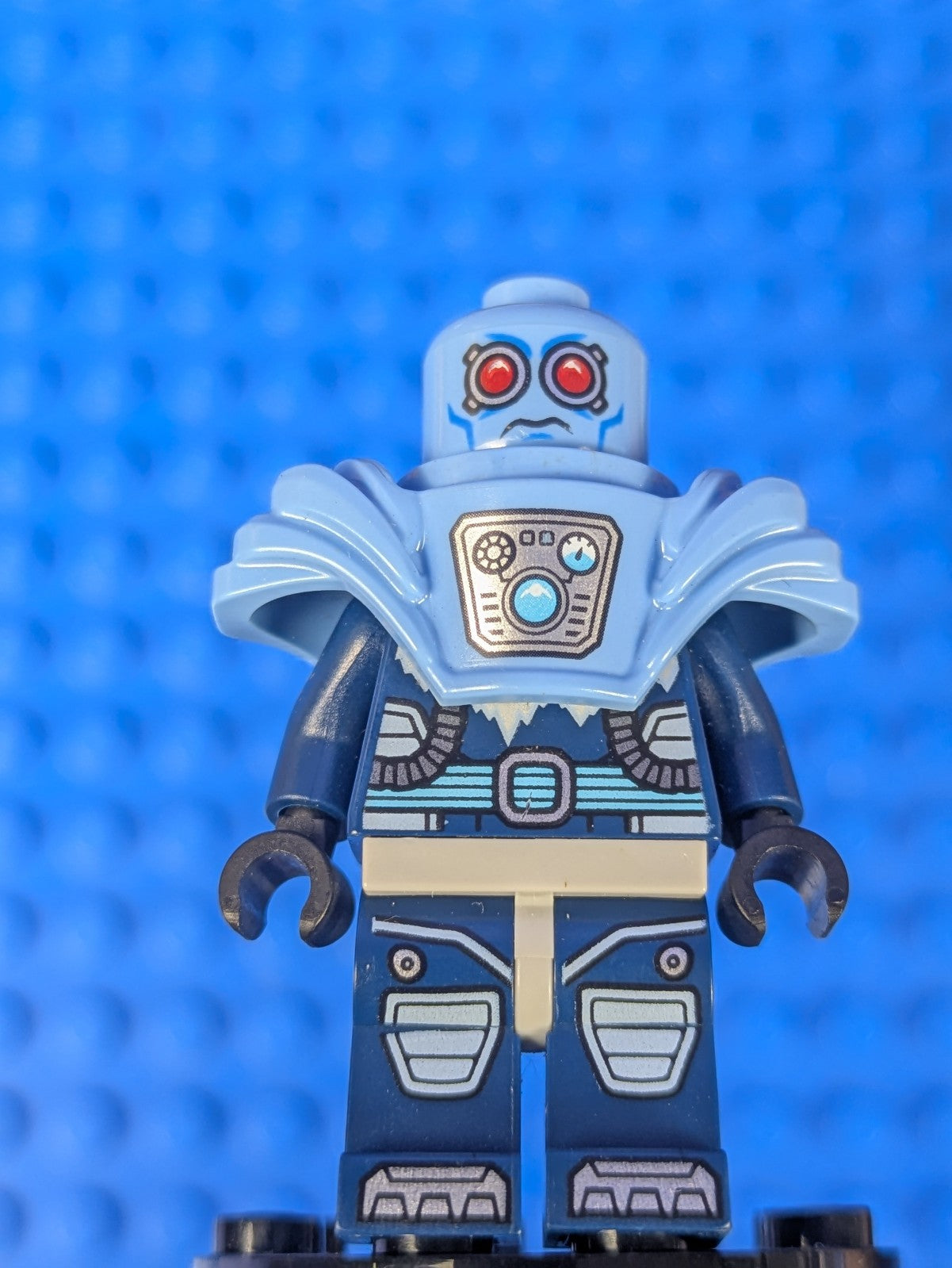 Lego Super Heroes: Mr. Freeze - Shoulder Ice Armor sh0319 Set 70901