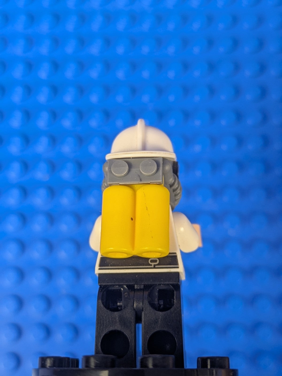 Lego Super Heroes: Security Guard, Fire Helmet sh0320 Set 70901