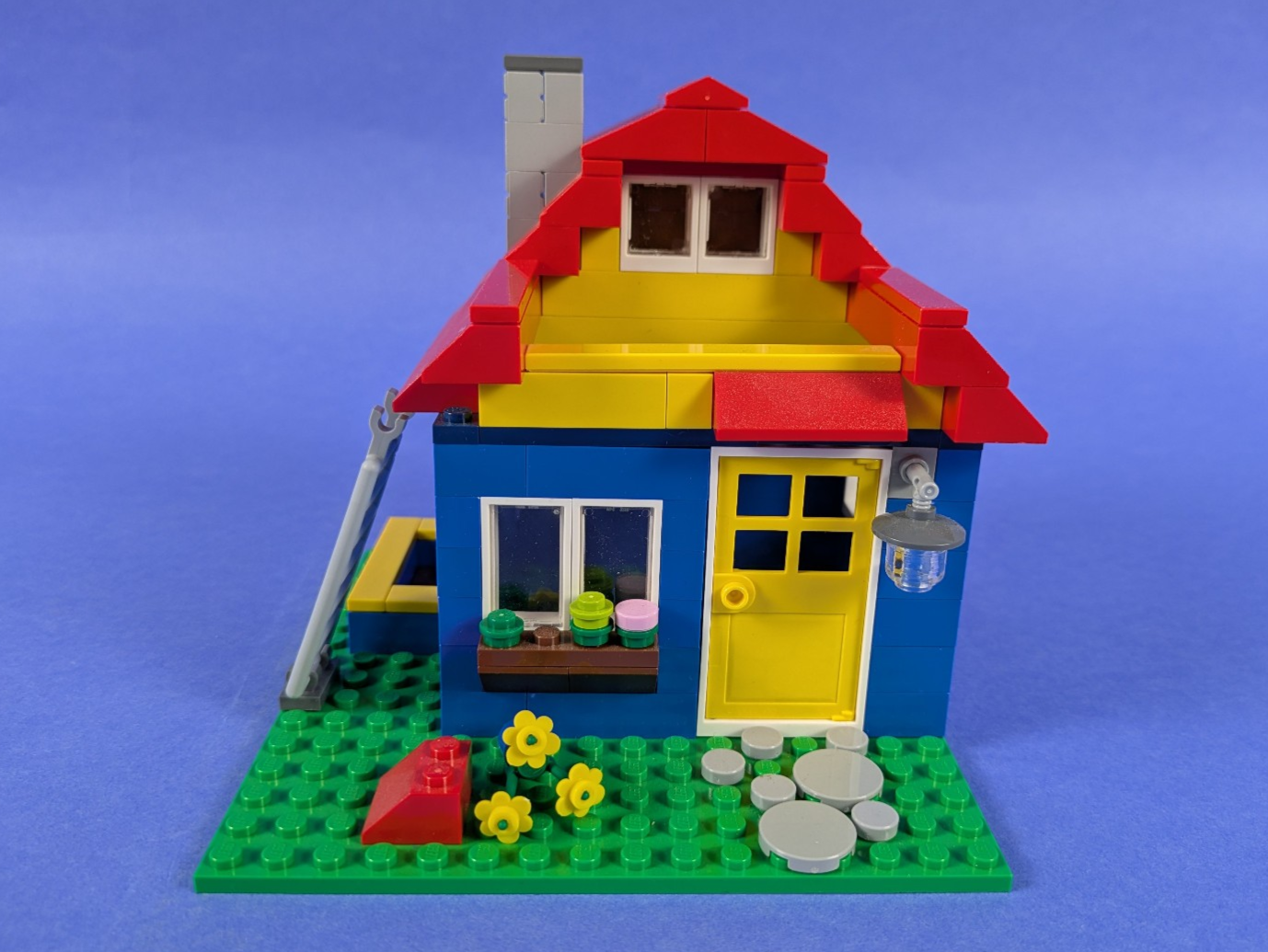 Lego LEGO Brand: LEGO Brand Store: Pencil Pot Set 40154 Incomplete Set