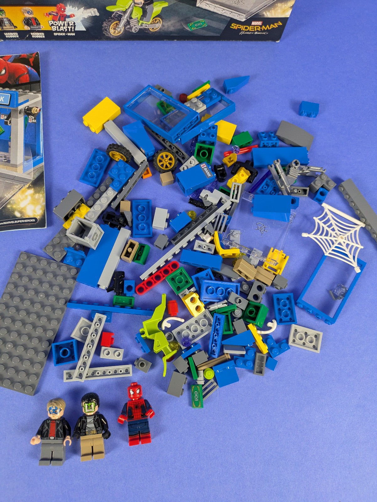 Lego Super Heroes: Spider-Man Homecoming: ATM Heist Battle Set 76082 No Book
