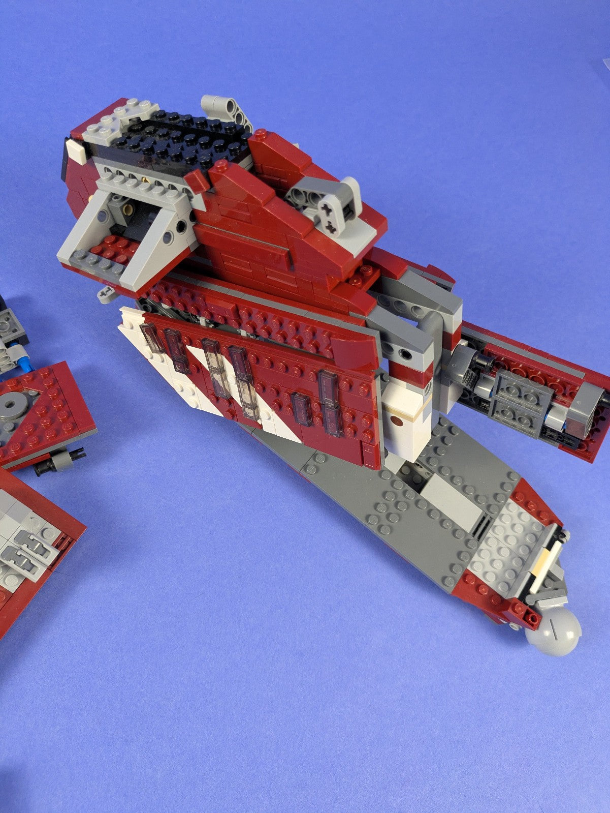 LEGO Star Wars Coruscant Guard Gunship 75354 Incomplete Set Pre-Owned