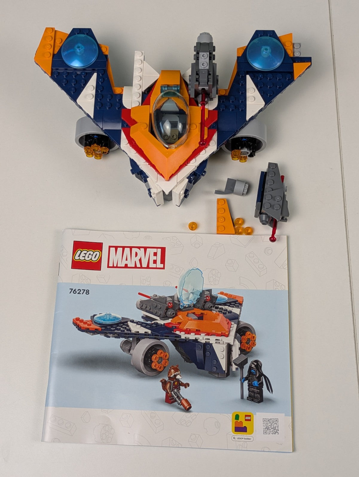 Lego Super Heroes: Rocket's Warbird vs. Ronan Set 76278 - Incomplete Set