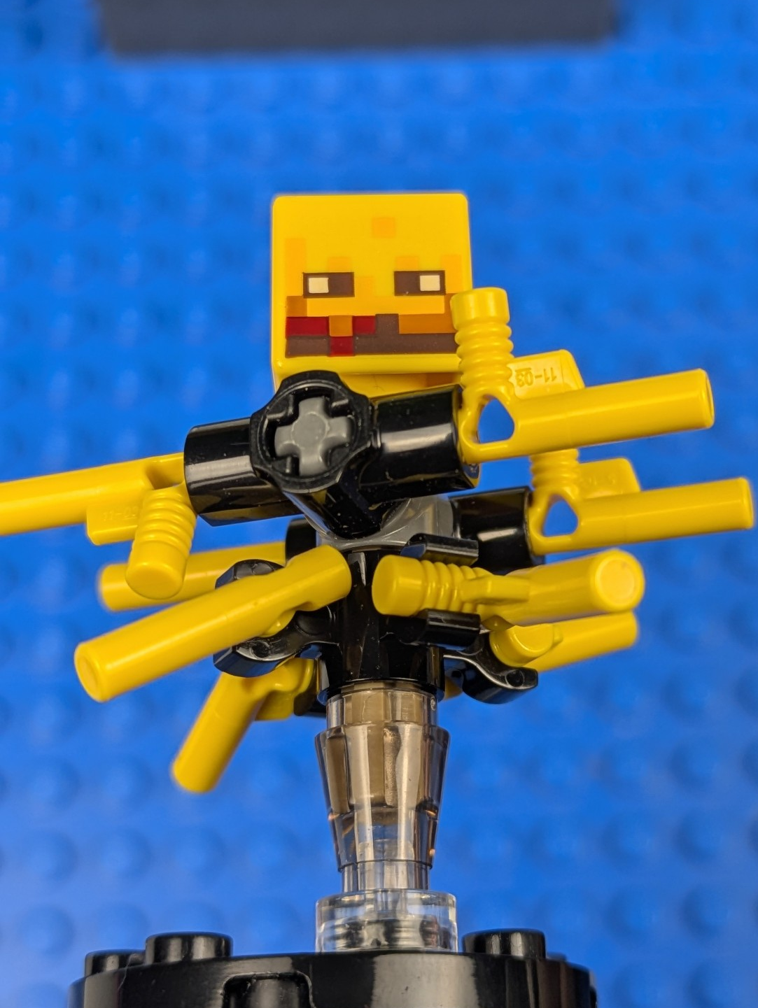 Lego Minecraft: Blaze - Trans-Black Cone Stand min198 Set 21266