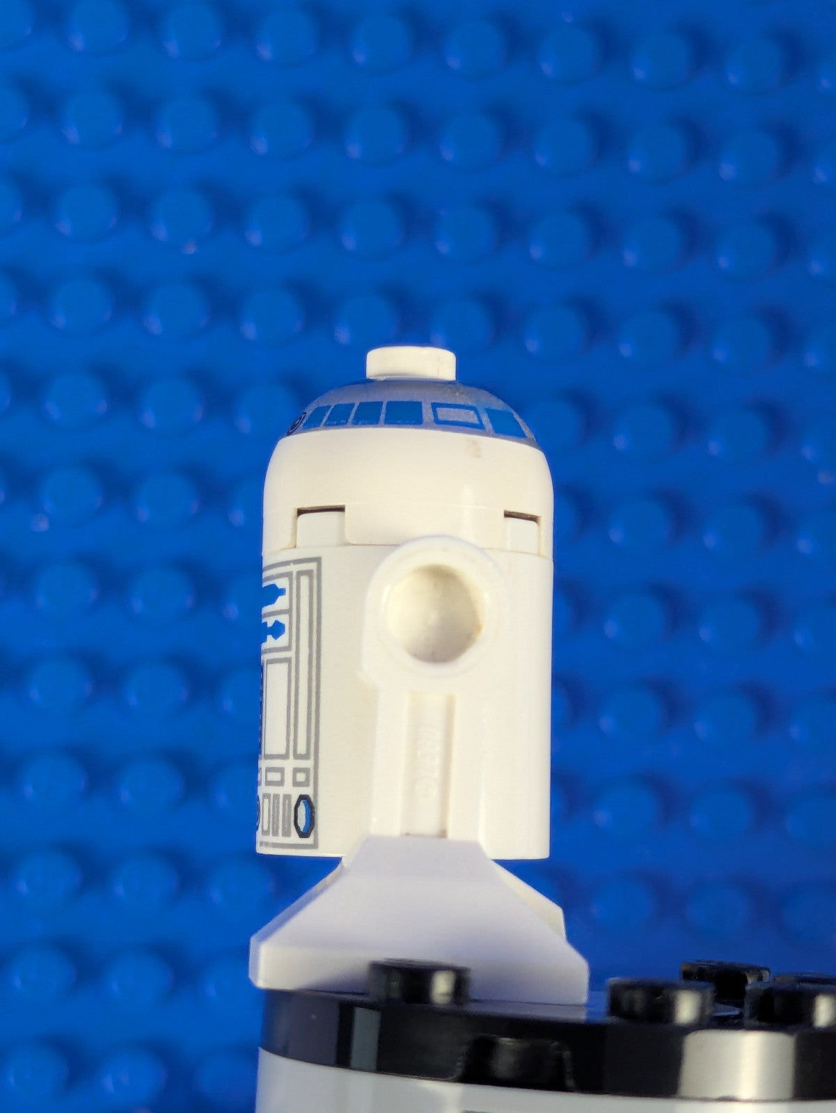 Lego Star Wars: R2-D2 - Astromech Droid sw0028 Sets 7141, 7669