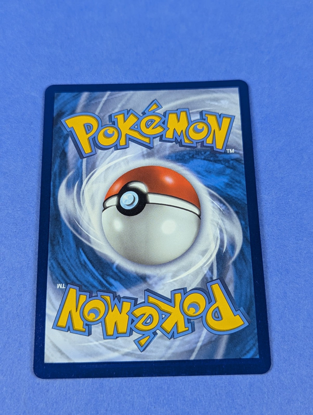 Surfing Pikachu V - 008/025 - Ultra Rare Holo Celebrations - Pokemon Card - LP