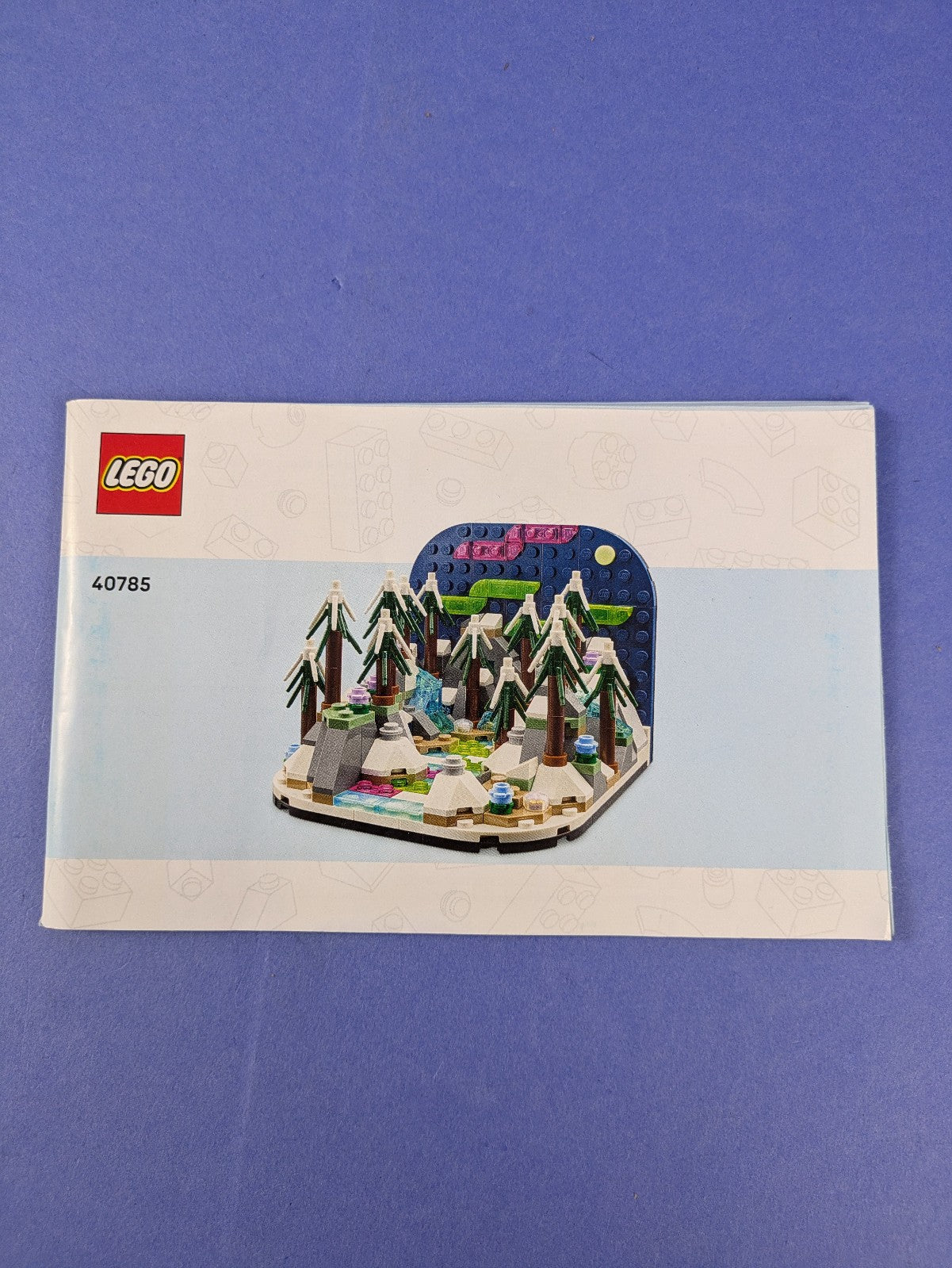 LEGO Promotional Northern Lights Diorama 40785 Complete Set Pre-Owned