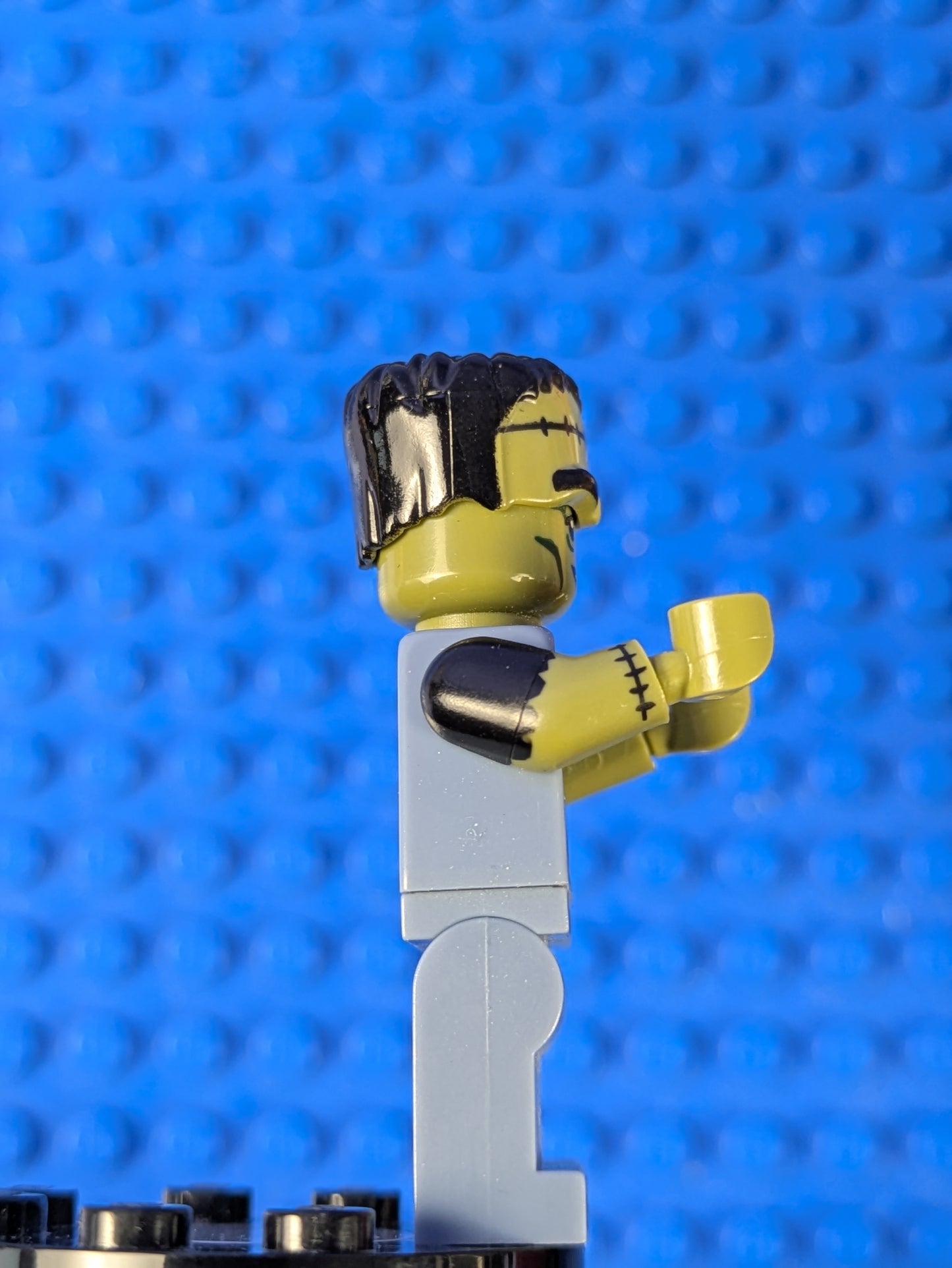 Lego Collectible Minifigures: Series 14: Monster Rocker col222 Set 71010 6100817