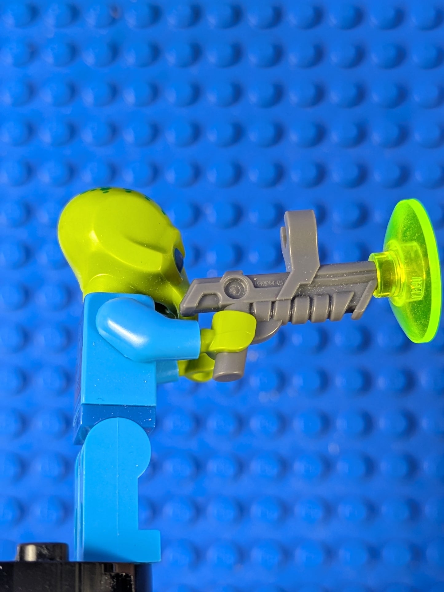 Lego Collectible Minifigures: Series 13: Alien Trooper col201 Set 71008 6100808
